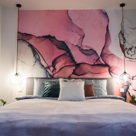 Danubio****2 Bedrooms-Be In The Center Of It All! Budapest Esterno foto