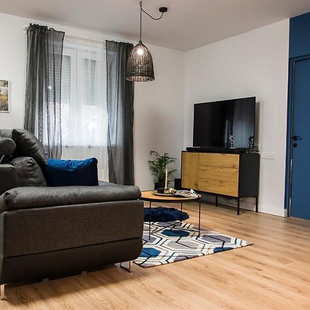 Danubio****2 Bedrooms-Be In The Center Of It All! Budapest Esterno foto