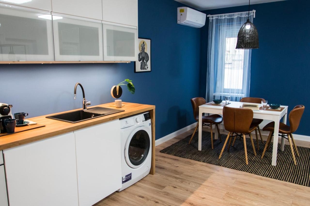 Danubio****2 Bedrooms-Be In The Center Of It All! Budapest Esterno foto