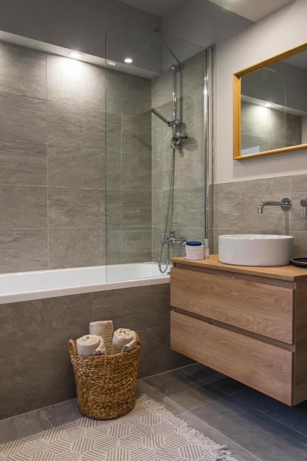 Danubio****2 Bedrooms-Be In The Center Of It All! Budapest Esterno foto